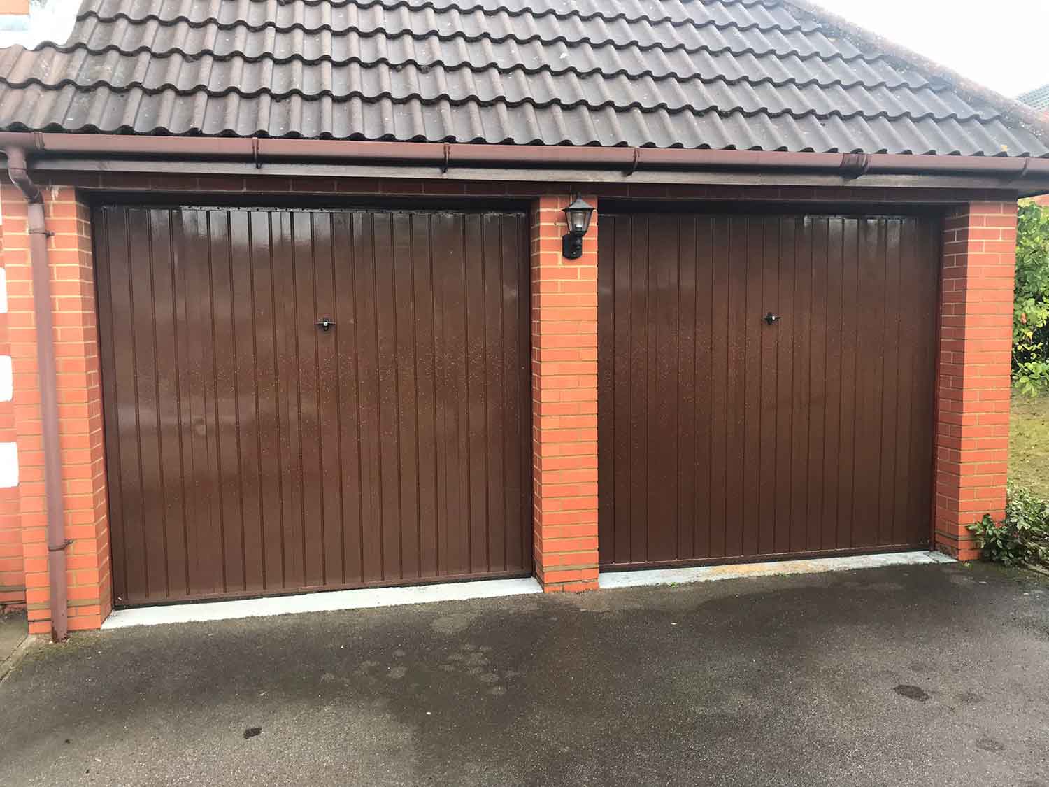 The Best Electric Garage Doors in Brentwood
