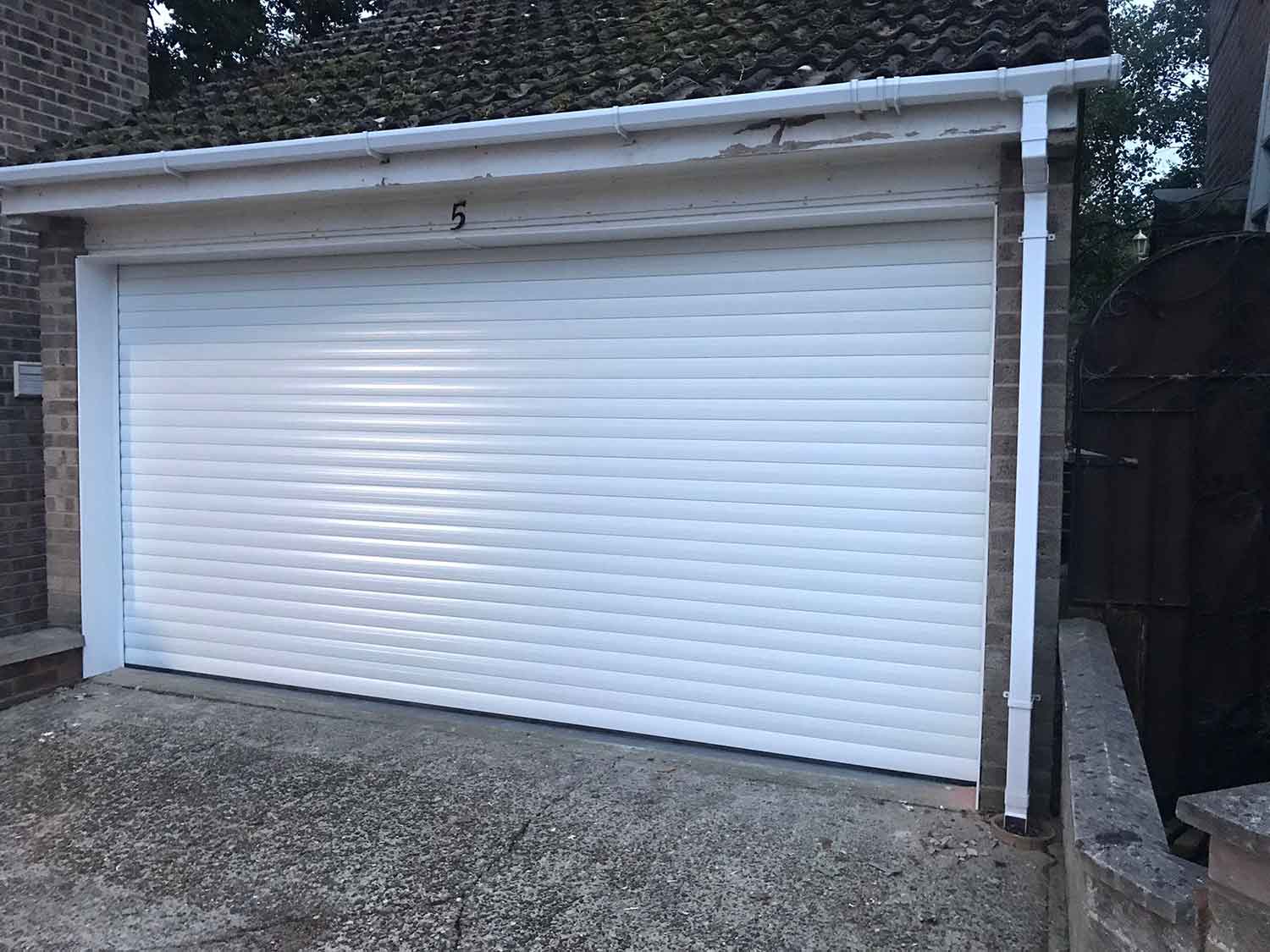 Electric Garage Doors Brentwood